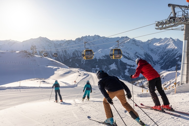 Skifahren Zillertal Arena - Start bei der Sporer Alm!